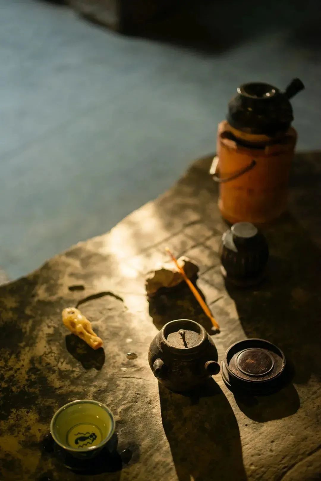 春贡实业丨一杯清茶慰岁月，半分温情释茶意-融合控股