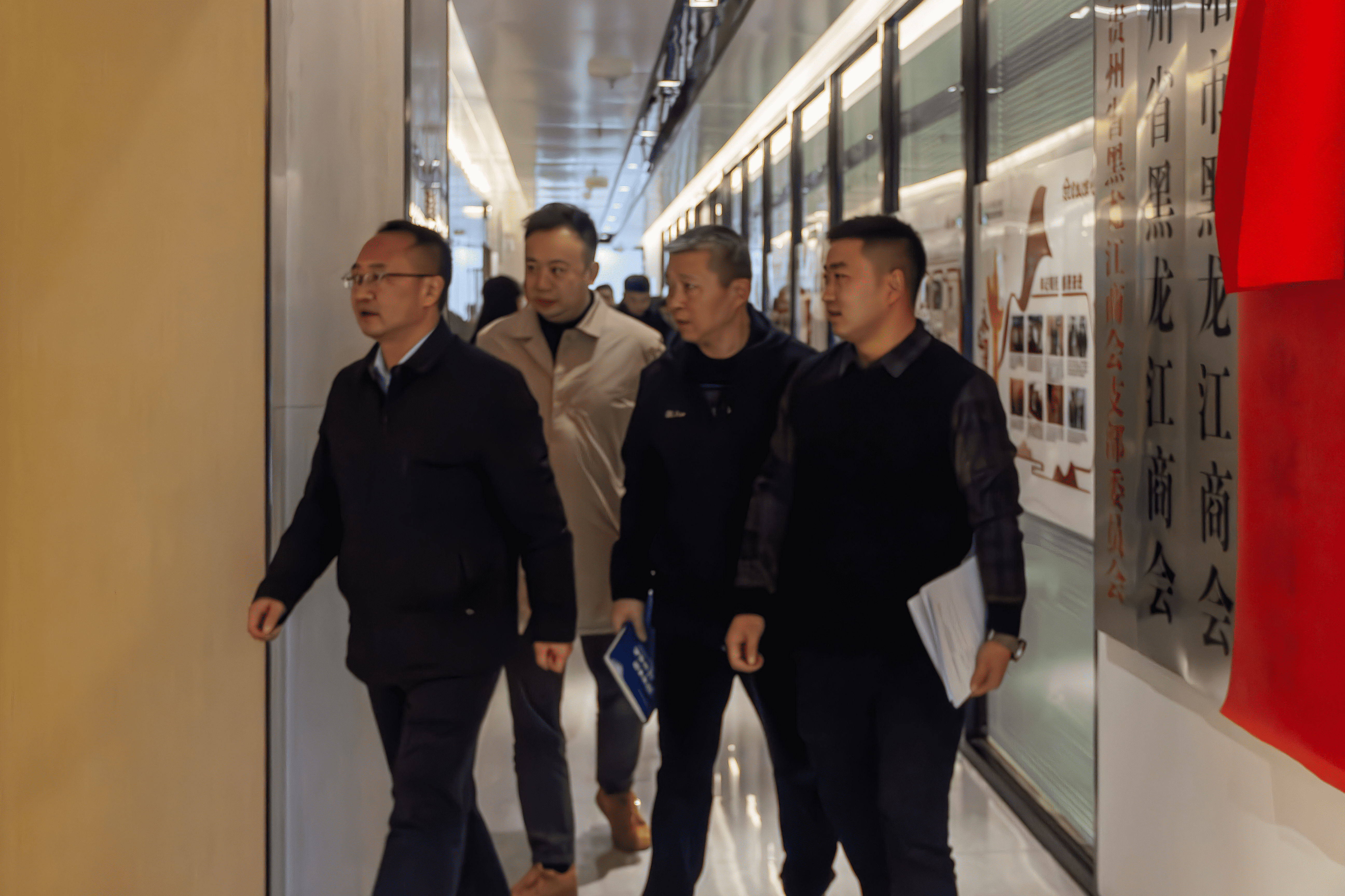 王启云赴大营路街道中建大厦调研楼宇经济发展情况-融合控股